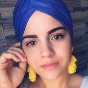 Meet your Posher, Daniela